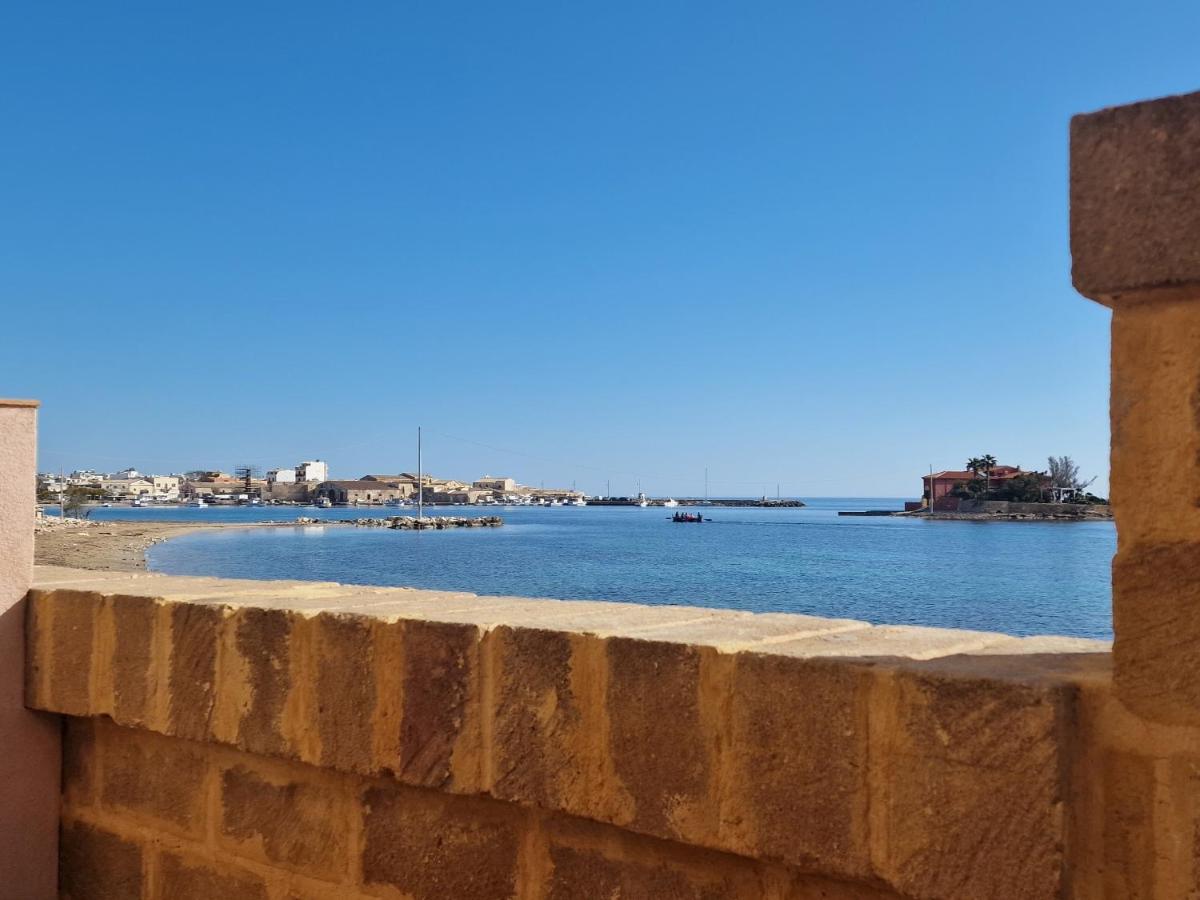 La Casa Sulla Spiaggia Marzamemi Exterior photo